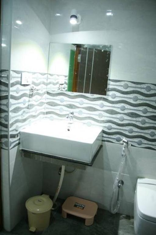 Kvp Inn Tirupati Exterior foto